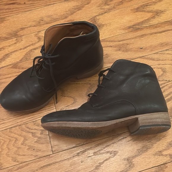 P. Monjo Leather Booties - Size 36 - Picture 2 of 6